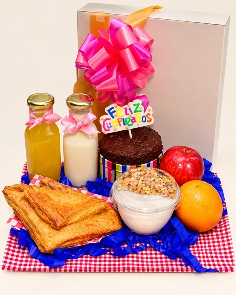 Desayuno Pastel de Cumpleaños